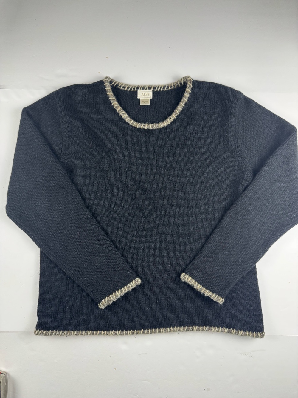 Alps wool blend Crewneck Sweater with Contrast Trim